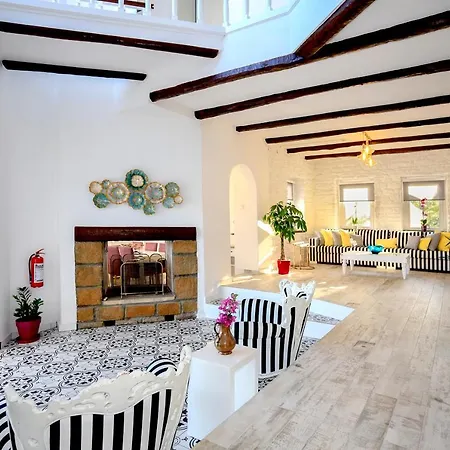 Flag +12 בודרום